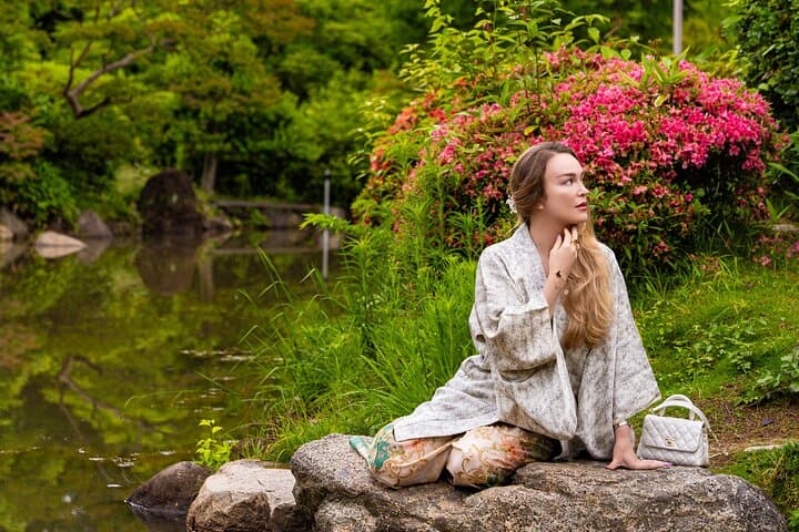 Iconic and Timeless Osaka Castle Private Photoshoot — photo 18