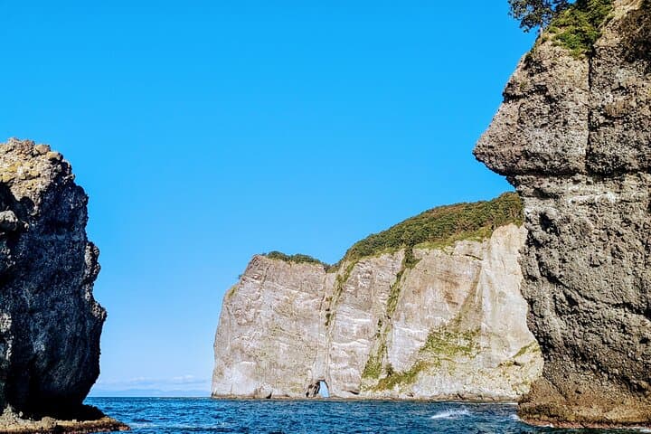 Sea Kayaking Tour – Otaru Coastal Adventure — photo 9