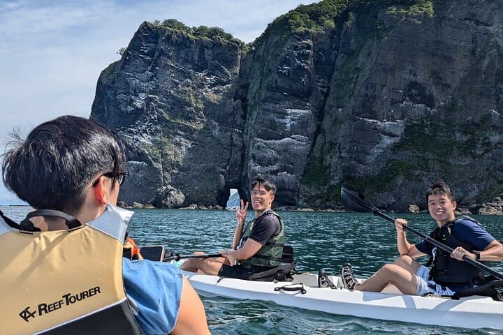 Sea Kayaking Tour – Otaru Coastal Adventure — photo 15