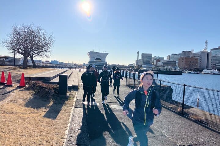 Morning running tour of Yokohama - Morning running and breakfast - with local guide Minato Mirai and Chinatown — photo 2