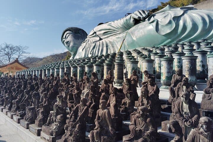 Fukuoka: Nanzoin Temple and Reclining Buddha Guided Tour — photo 9