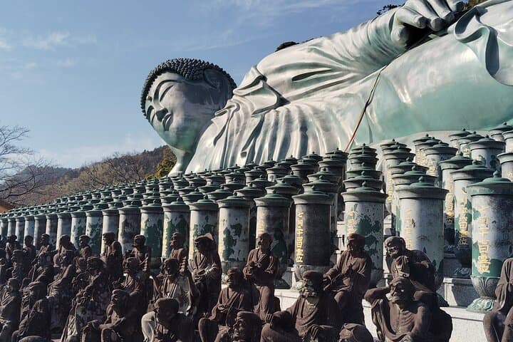 Fukuoka: Nanzoin Temple and Reclining Buddha Guided Tour — photo 3