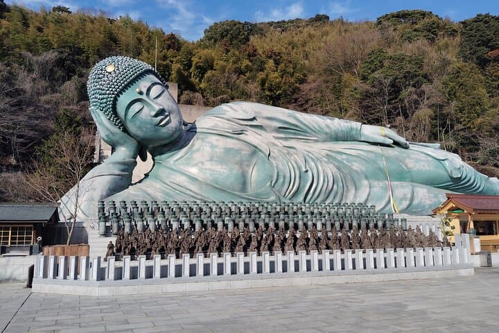Fukuoka: Nanzoin Temple and Reclining Buddha Guided Tour — photo 14