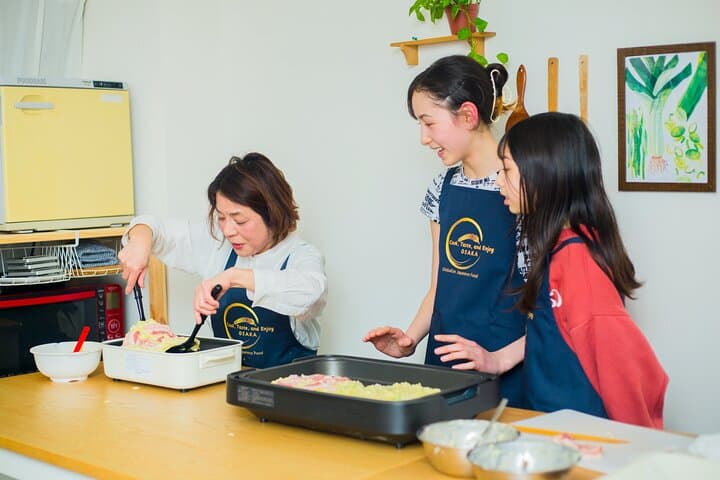 Discover Osaka Cuisine through Cooking Class Experience — photo 2