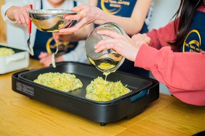 Discover Osaka Cuisine through Cooking Class Experience — photo 3