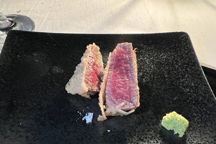 Ama Butlers Service and Shimas Seafood on a Private Beach — photo 10