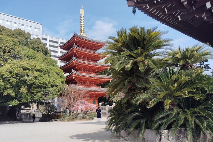 Fukuoka: Hakata Old Town Guided Walking Tour — photo 2