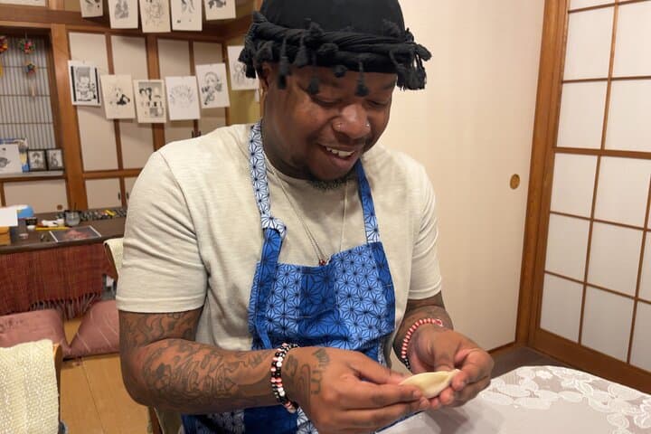 Yokohama: Sushi & Gyoza Cooking with Matcha & GreenTea Experience — photo 10