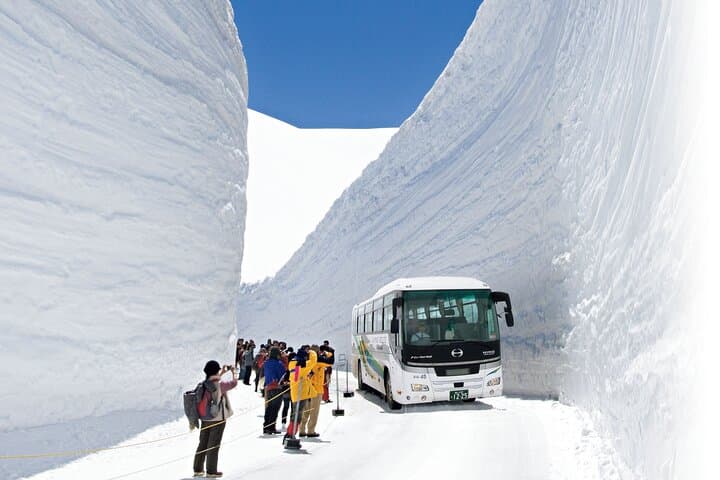 2 Day Tateyama Kurobe Alpine Route and Kamikochi from Osaka — photo 6