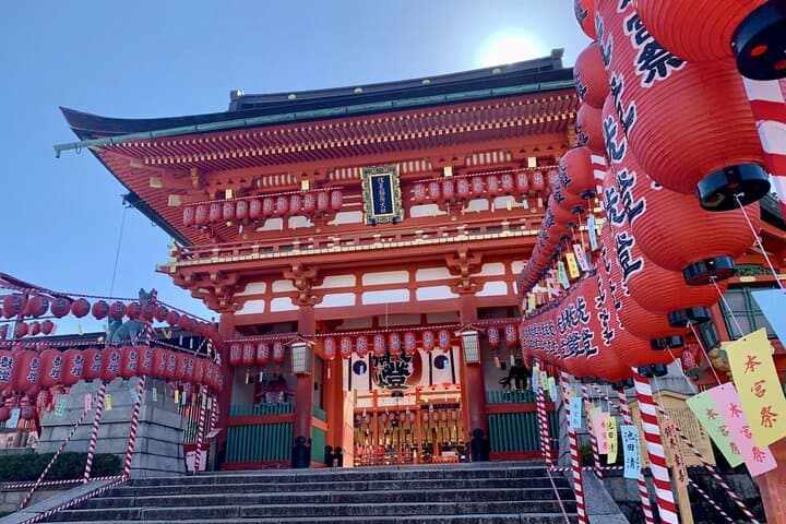 Hidden Secrets of Fushimi Inari: Bamboo Paths and Sake Village — photo 1