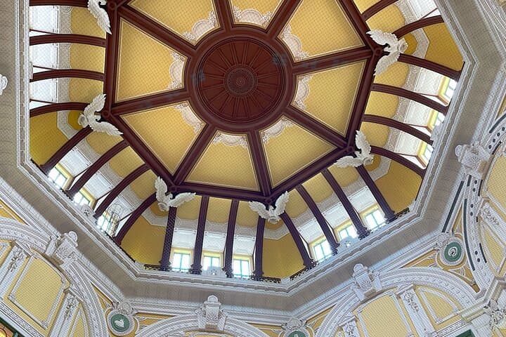 Imperial Palace to Tokyo Station Historical Walking Tour — photo 14
