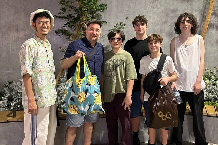 Tokyo Vintage Shopping Tour with Local Expert in Shimokitazawa — photo 2