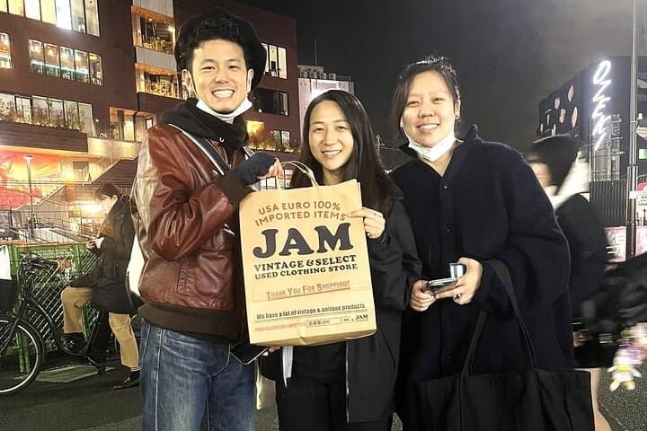 Tokyo Vintage Shopping Tour with Local Expert in Shimokitazawa — photo 9