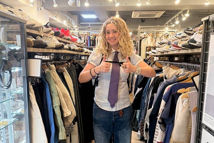 Tokyo Vintage Shopping Tour with Local Expert in Shimokitazawa — photo 16