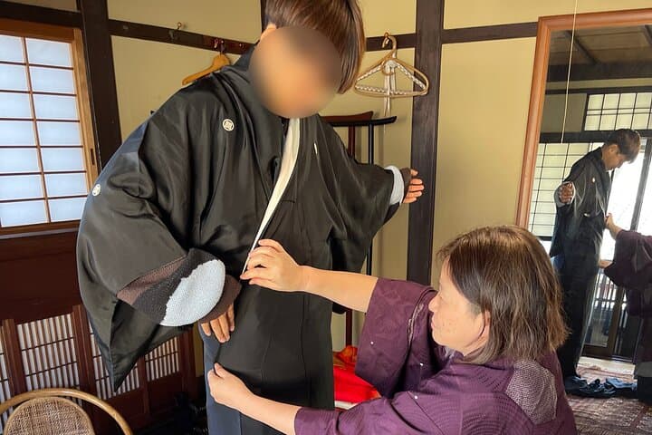 Explore a Historic House: Kimono Photoshoot and Matcha Tea — photo 6