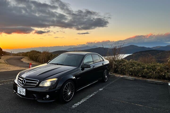 Private Daikoku Parking Area, Hakone turn Pike, Umihotaru Tours — photo 3