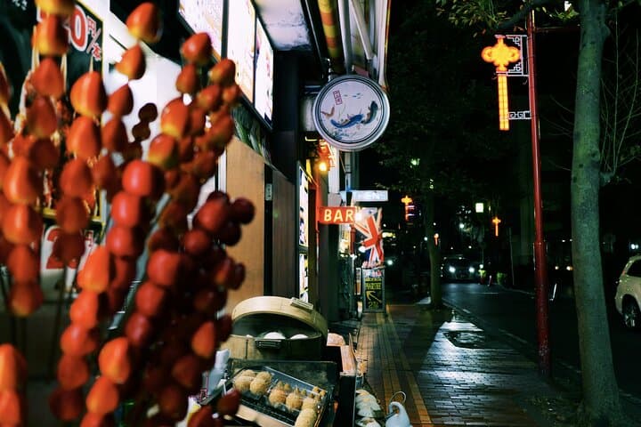 Night Walking Tour Yokohama, Walk and Discover with a Local — photo 4