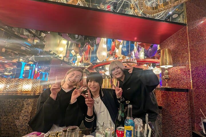 Tokyo Host Club Experience with English Guide