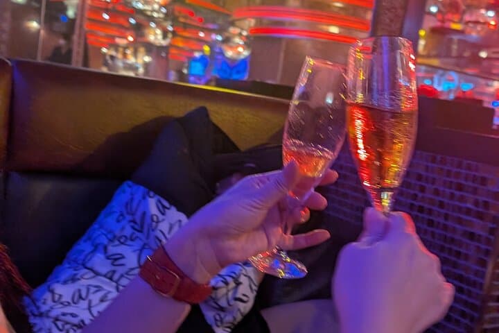 Tokyo Host Club Experience with English Guide — photo 3