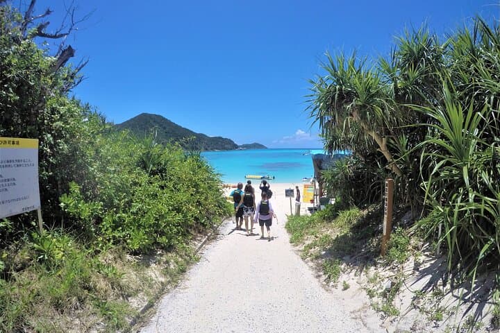 Tokashiki Island Day Trip from Naha — photo 2