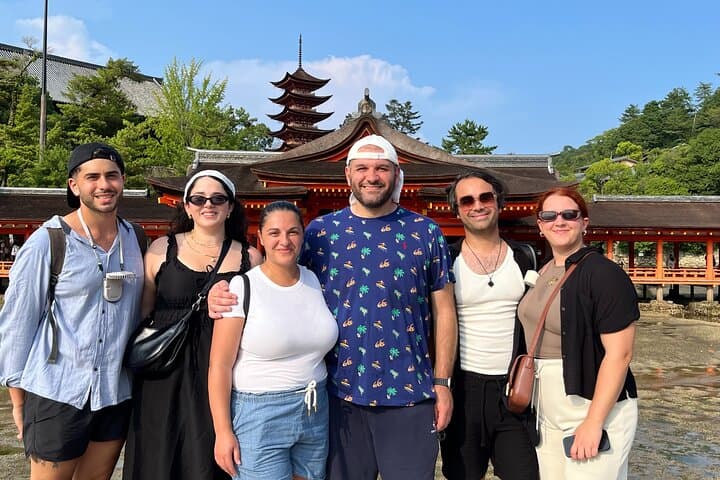 Hiroshima & Miyajima Island Customized Private Tour — photo 2
