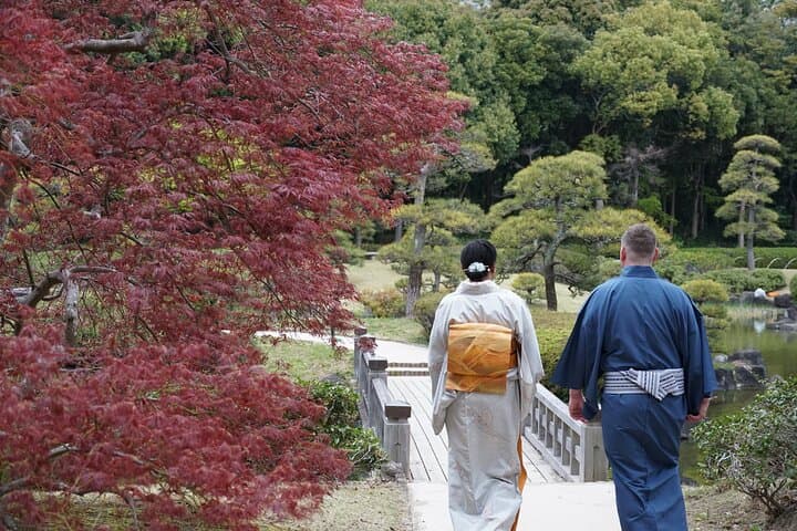 Kimono Dressing & Tea Ceremony Experience at a Beautiful Garden — photo 3