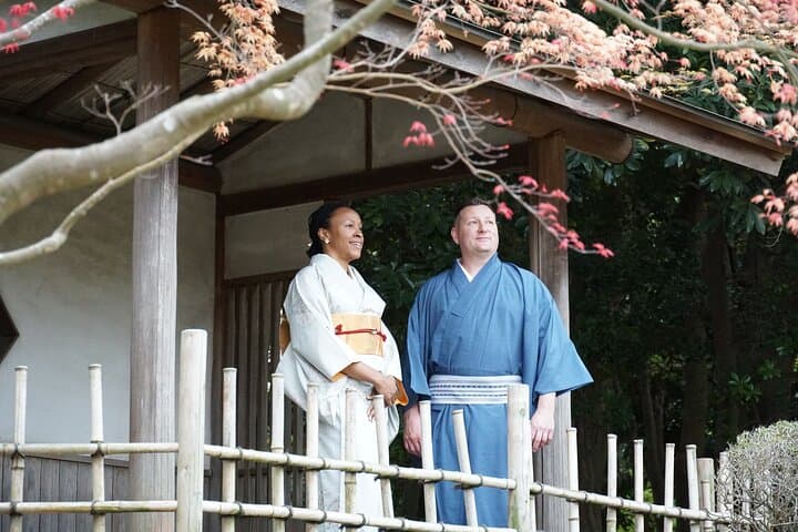 Kimono Dressing & Tea Ceremony Experience at a Beautiful Garden — photo 4