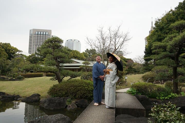 Kimono Dressing & Tea Ceremony Experience at a Beautiful Garden — photo 6