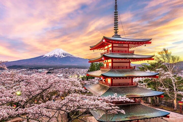 Mt. Fuji Scenic Day Tour Arakurayama Tendi Oshino and Kawaguchiko — photo 2