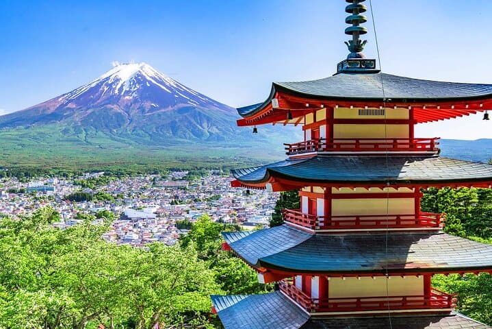 Mt. Fuji Scenic Day Tour Arakurayama Tendi Oshino and Kawaguchiko — photo 14