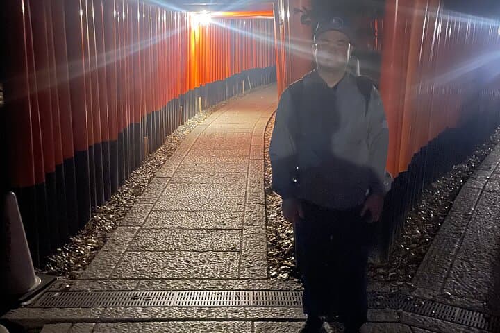 Discover Kyoto at Night by Bike — photo 7