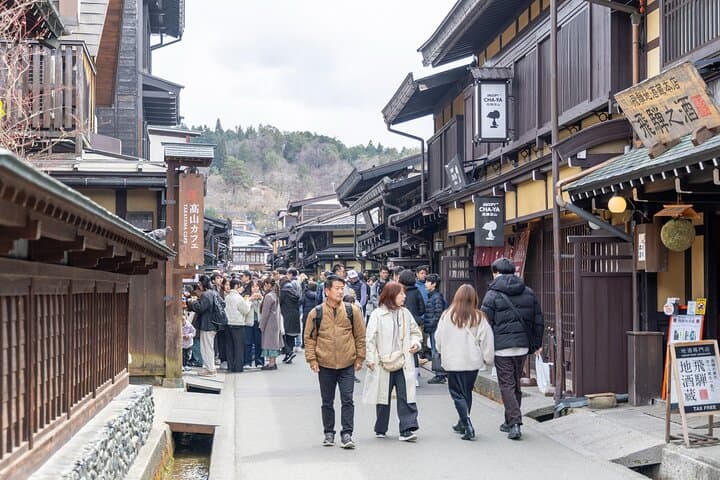 ENGLISH SPEAKING Private Full Day Tour Shirakawago/ Takayama — photo 18
