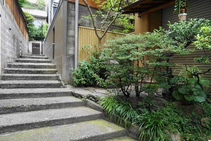 Tokyo Urban City Hike and Architectural Tour — photo 11