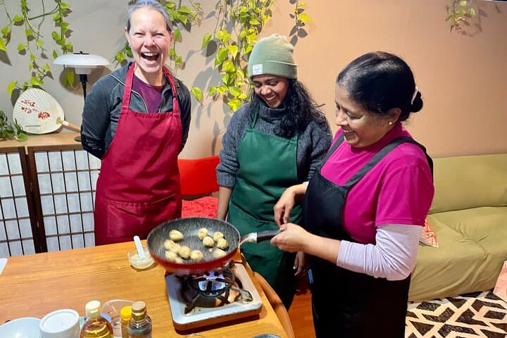 Private Guided Traditional Buddhist Cooking in Japan — photo 13