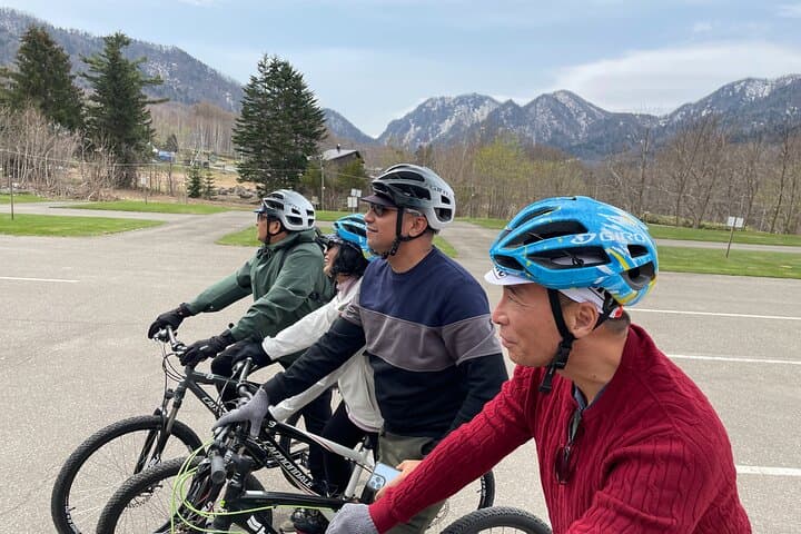 Mountain Bike Tour from Sapporo Including Hoheikyo Onsen and Lunch — photo 3