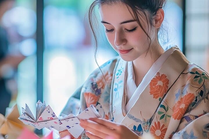 Wearing a Kimono a Traditional Japanese Outfit — photo 2