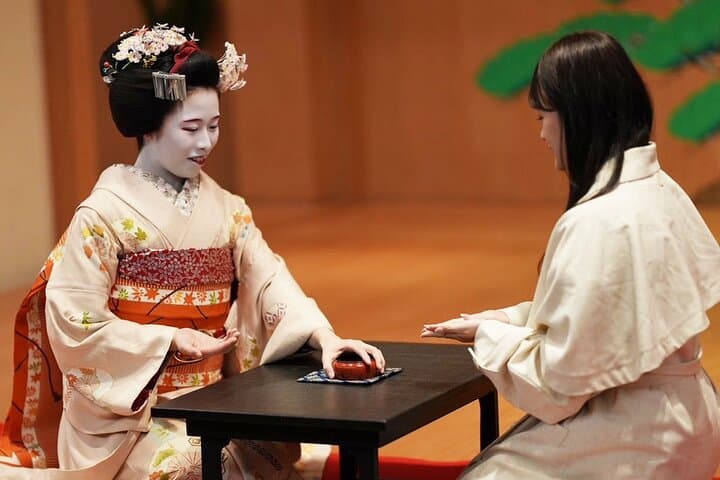 Maiko Dance and Tea Ceremony on a Noh Stage in Kyoto — photo 6