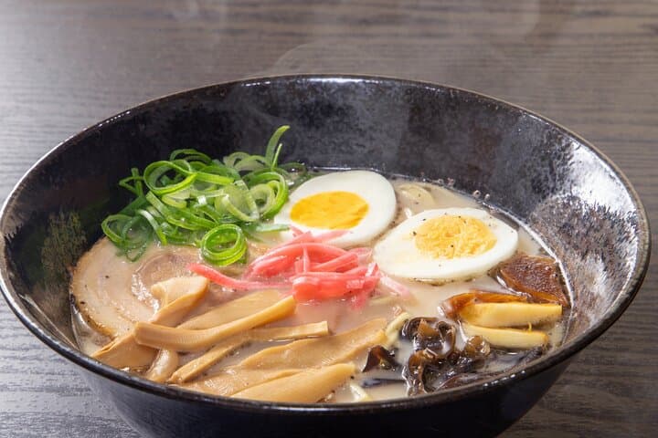 Kumamoto : Tonkotsu Ramen Guided Tour with 2 Bowls of Ramen — photo 3