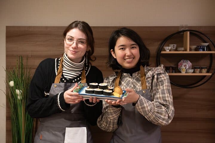 Nishiki Market, Private Sushi class & Sake Tasting in Townhouse — photo 3