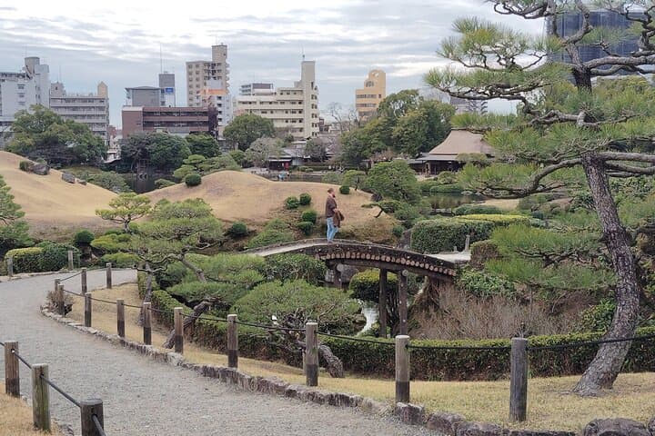 Kumamoto: Suizenji Park Guided Walking Tour with Tea — photo 12