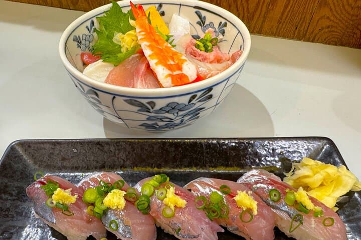 Tokyo Tsukiji Market Tour with Breakfast Tasting – Less Crowded — photo 1