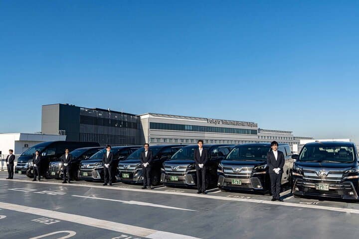 Tokyo to/from Haneda (HND): Private Van Transfer (One-Way) — photo 5