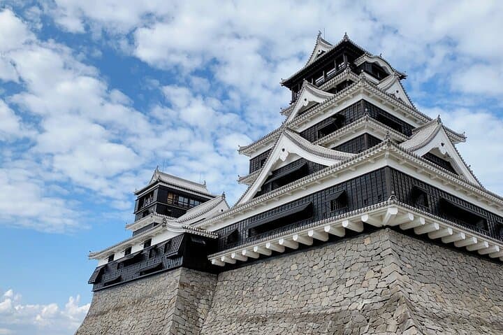 Kumamoto Castle, Samurai Legacy & Restoration Tour — photo 4