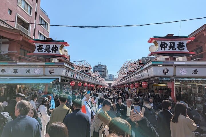 Private Walking Tour in Asakusa with Guide — photo 4