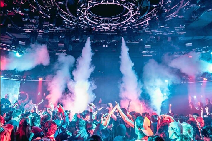 Tokyo Shinjuku: WARP Nightclub Admission Ticket (For Foreign) — photo 3