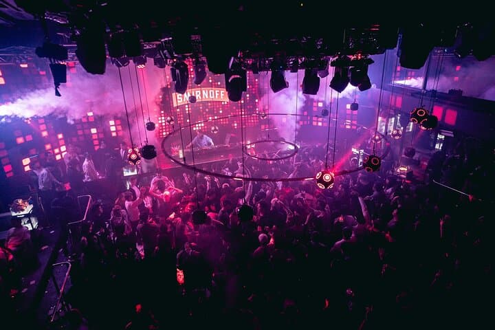 Tokyo Shinjuku: WARP Nightclub Admission Ticket (For Foreign) — photo 5