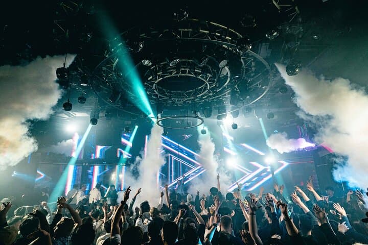 Tokyo Shinjuku: WARP Nightclub Admission Ticket (For Foreign) — photo 12