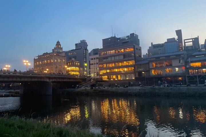Kyoto Night Food & Izakaya Hopping Tour in Pontocho — photo 4