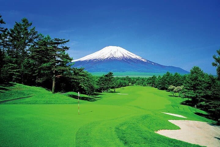 Mt Fuji Private Golf Trip with English guide from Tokyo. — photo 3