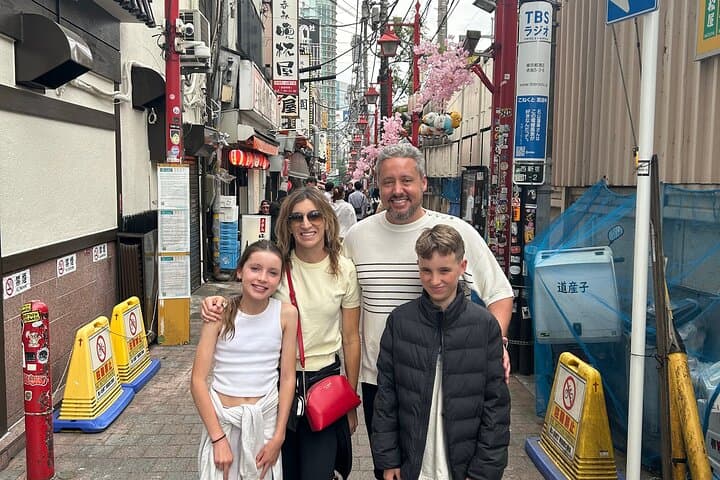 Tokyo: Shinjuku Night Walk & Hidden Gems Tour — photo 7